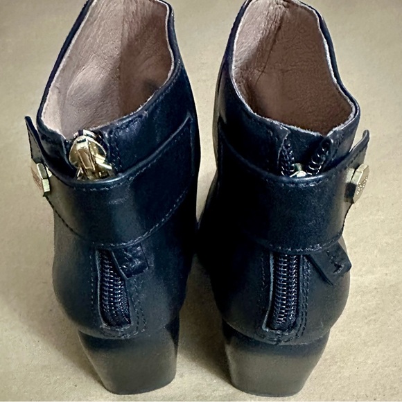 NEW - Louise et Cie Thisbe Black Leather Ankle Boots - Picture 9 of 11